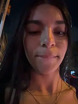 Snapshot of NaniBlossomX chatting on 1, 4, 2026 NaniBlossomX online show from 1, 4, 2026