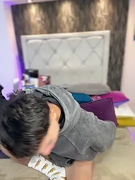 Snapshot of Samu_Hott chatting on 4, 2, 2026 Samu Hott online show from 4, 2, 2026