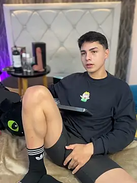 Samu Hott online show from 11, 3, 2026