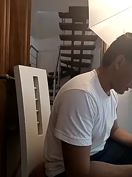 Snapshot of Andres28-2000 chatting on 7, 2, 2026 Andres28-2000 online show from 7, 2, 2026