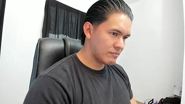 Snapshot of Andres28-2000 chatting on 9, 4, 2026 Andres28-2000 online show from 9, 4, 2026