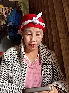 lena-cute online show from 15, 3, 2026