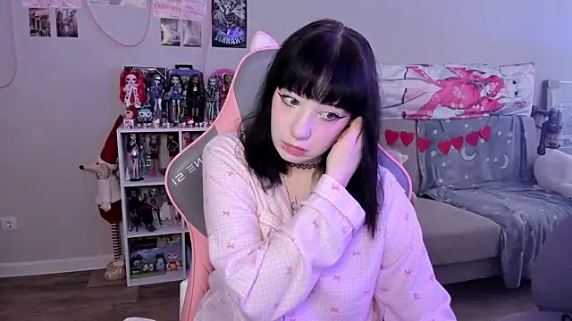 Snapshot of MollysLand chatting on 24, 2, 2026 MollysLand online show from 24, 2, 2026