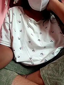 Snapshot of vyshali_vyshu chatting on 28, 2, 2026 vyshali vyshu online show from 28, 2, 2026