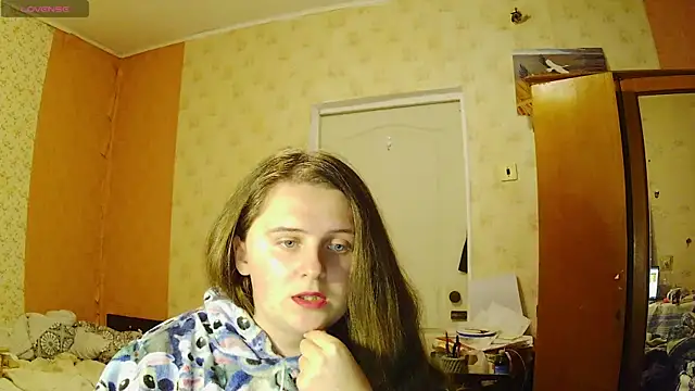 Miss Iriss online show from 3, 3, 2026