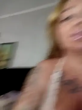 MiaMooly online show from 18, 3, 2026