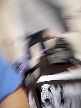 Snapshot of -Serena_ chatting on 18, 3, 2026 -Serena online show from 18, 3, 2026