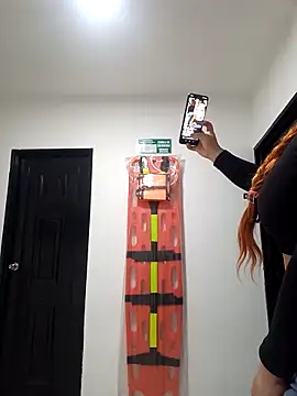 Snapshot of -Serena_ chatting on 28, 3, 2026 -Serena online show from 28, 3, 2026