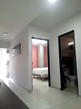 Snapshot of -Serena_ chatting on 8, 4, 2026 -Serena online show from 8, 4, 2026