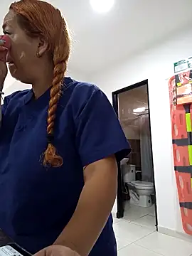 Snapshot of -Serena_ chatting on 11, 4, 2026 -Serena online show from 11, 4, 2026