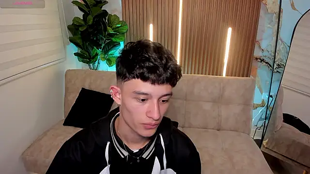 Patrick Howland  online show from 4, 2, 2026