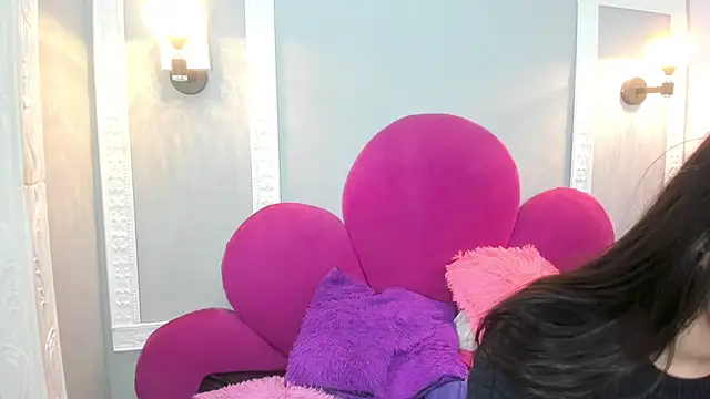 Raven love online show from 4, 7, 2026