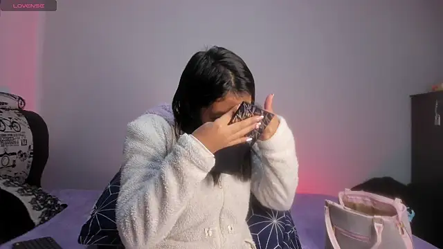 Sharlottee   online show from 22, 2, 2026