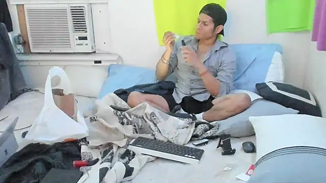 Snapshot of JokerAndyKenwood chatting on 1, 3, 2026 JokerAndyKenwood online show from 1, 3, 2026