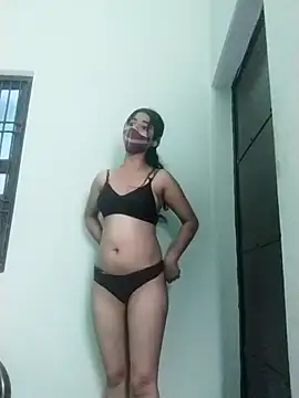 Snapshot of Kitti-Sharma chatting on 5, 4, 2026 Kitti-Sharma online show from 5, 4, 2026