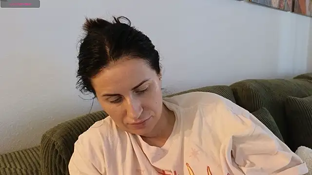 Snapshot of ViolettBaby chatting on 8, 2, 2026 ViolettBaby online show from 8, 2, 2026