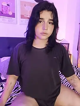 Snapshot of Daniellesins1 chatting on 11, 7, 2026 Daniellesins1 online show from 11, 7, 2026