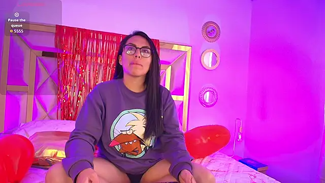 Snapshot of Emma_Sanz__ chatting on 11, 2, 2026 Emma Sanz online show from 11, 2, 2026