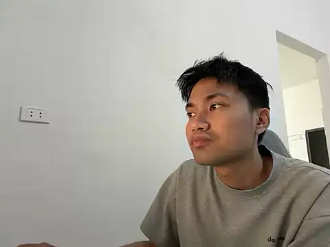 Snapshot of asianvietboy09 chatting on 7, 4, 2026 asianvietboy09 online show from 7, 4, 2026