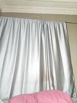 Snapshot of PussyFarrie chatting on 25, 4, 2026 PussyFarrie online show from 25, 4, 2026