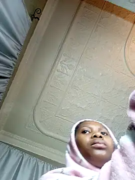 Snapshot of PussyFarrie chatting on 26, 4, 2026 PussyFarrie online show from 26, 4, 2026