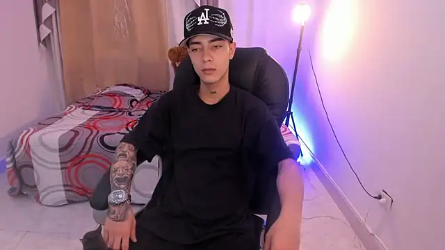 Snapshot of Dereck_Boy_ chatting on 5, 5, 2026 Dereck Boy online show from 5, 5, 2026