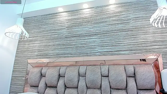 Snapshot of rossy_roose chatting on 25, 2, 2026 rossy roose online show from 25, 2, 2026