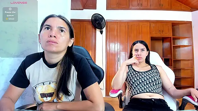 Emily and Soffy online show from 7, 3, 2026