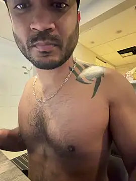 Snapshot of DaggerTie chatting on 5, 2, 2026 DaggerTie online show from 5, 2, 2026