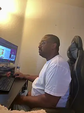 Snapshot of austincummings chatting on 1, 6, 2026 austincummings online show from 1, 6, 2026