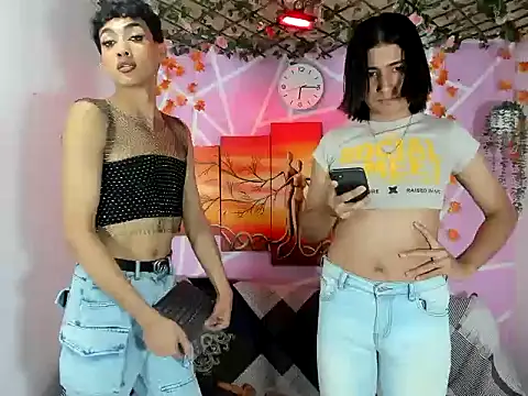 Snapshot of Snover_hot2006 chatting on 3, 3, 2026 Snover hot2006 online show from 3, 3, 2026