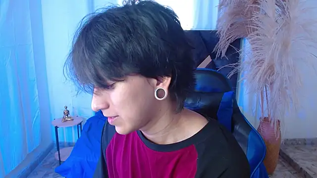 nikoo 18 online show from 25, 3, 2026