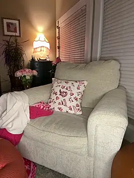 Snapshot of mooviebaby chatting on 19, 2, 2026 mooviebaby online show from 19, 2, 2026