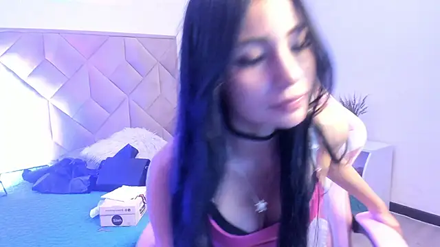 Snapshot of Chloe_Miller_2 chatting on 2, 3, 2026 Chloe Miller 2 online show from 2, 3, 2026