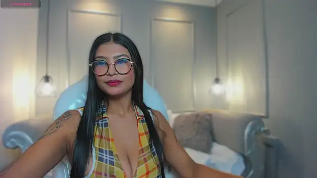 Snapshot of MiaSmit_ chatting on 4, 3, 2026 MiaSmit online show from 4, 3, 2026