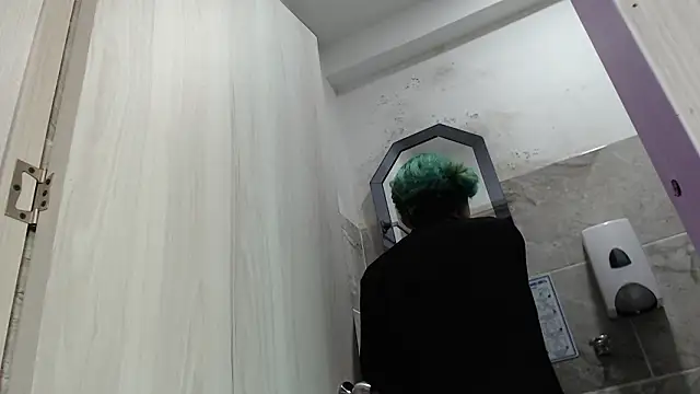 Snapshot of MiistressBlu chatting on 24, 2, 2026 MiistressBlu online show from 24, 2, 2026