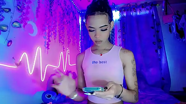 DahliaGill online show from 15, 7, 2026