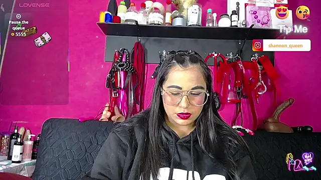 shannon queen- online show from 26, 6, 2026