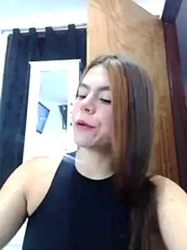 Snapshot of EmiNavarro chatting on 2, 8, 2026 EmiNavarro online show from 2, 8, 2026
