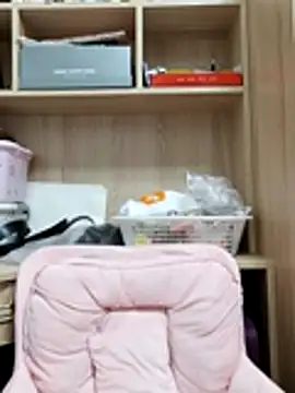 Snapshot of Jennie_dogy chatting on 2, 7, 2026 Jennie dogy online show from 2, 7, 2026