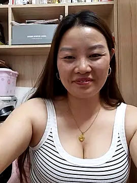 Snapshot of Jennie_dogy chatting on 3, 7, 2026 Jennie dogy online show from 3, 7, 2026