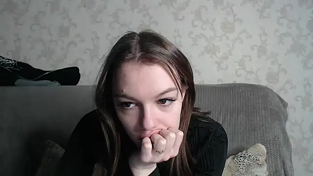 CandyGyrl online show from 16, 4, 2026