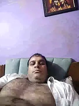 Snapshot of indiandesivillegeboy chatting on 14, 7, 2026 indiandesivillegeboy online show from 14, 7, 2026