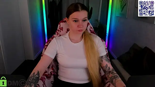 Snapshot of Amy_Davisss chatting on 24, 6, 2026 Amy Davisss online show from 24, 6, 2026