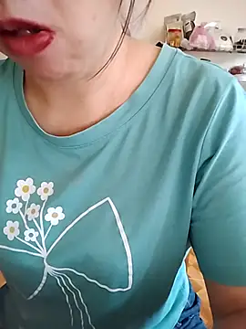 LiilyZi online show from 23, 3, 2026