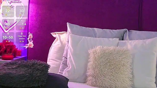 CellineHudson online show from 11, 3, 2026