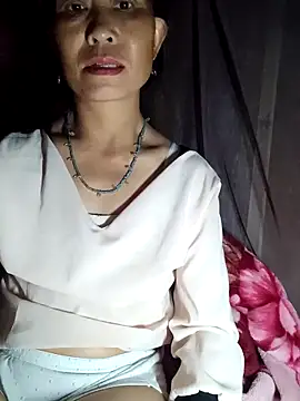 witch-xx online show from 13, 4, 2026