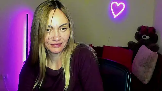 BlondMikey22 online show from 15, 4, 2026