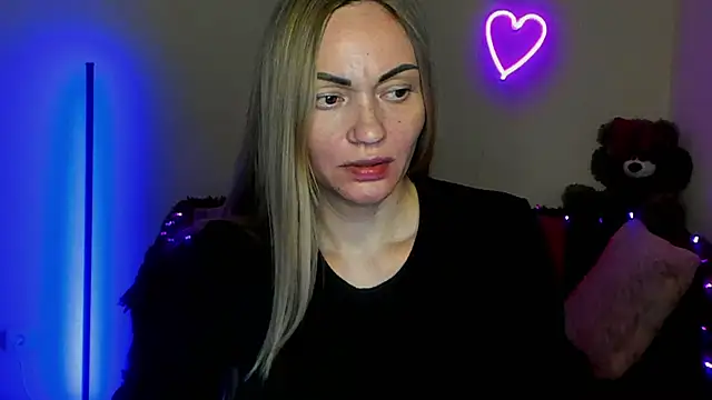 BlondMikey22 online show from 19, 4, 2026