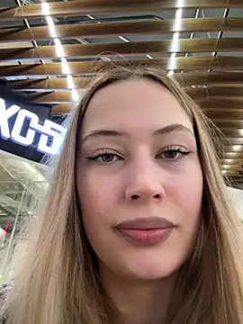 Snapshot of blonde_exe chatting on 11, 2, 2026 blonde exe online show from 11, 2, 2026